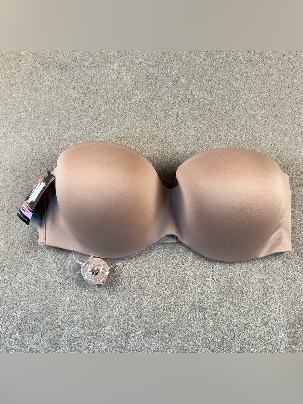 Maidenform Bra Full Coverage Strapless Nude/Beige Basically Sexy 36D NWT Straps‎
